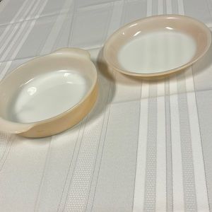 Fire-King cake and pie bakeware